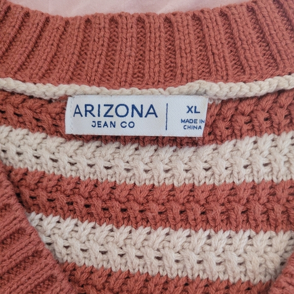 Arizona Jean Co Jr's. Orange and Beige Striped Knitted Vest XL - Picture 2 of 3